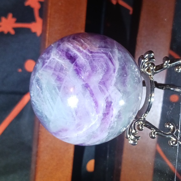Fluorite Sphere - Picture 4 of 10